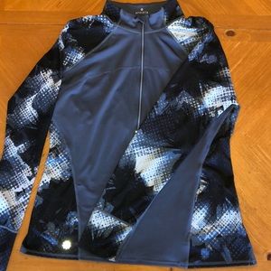 ATHLETA top size XL